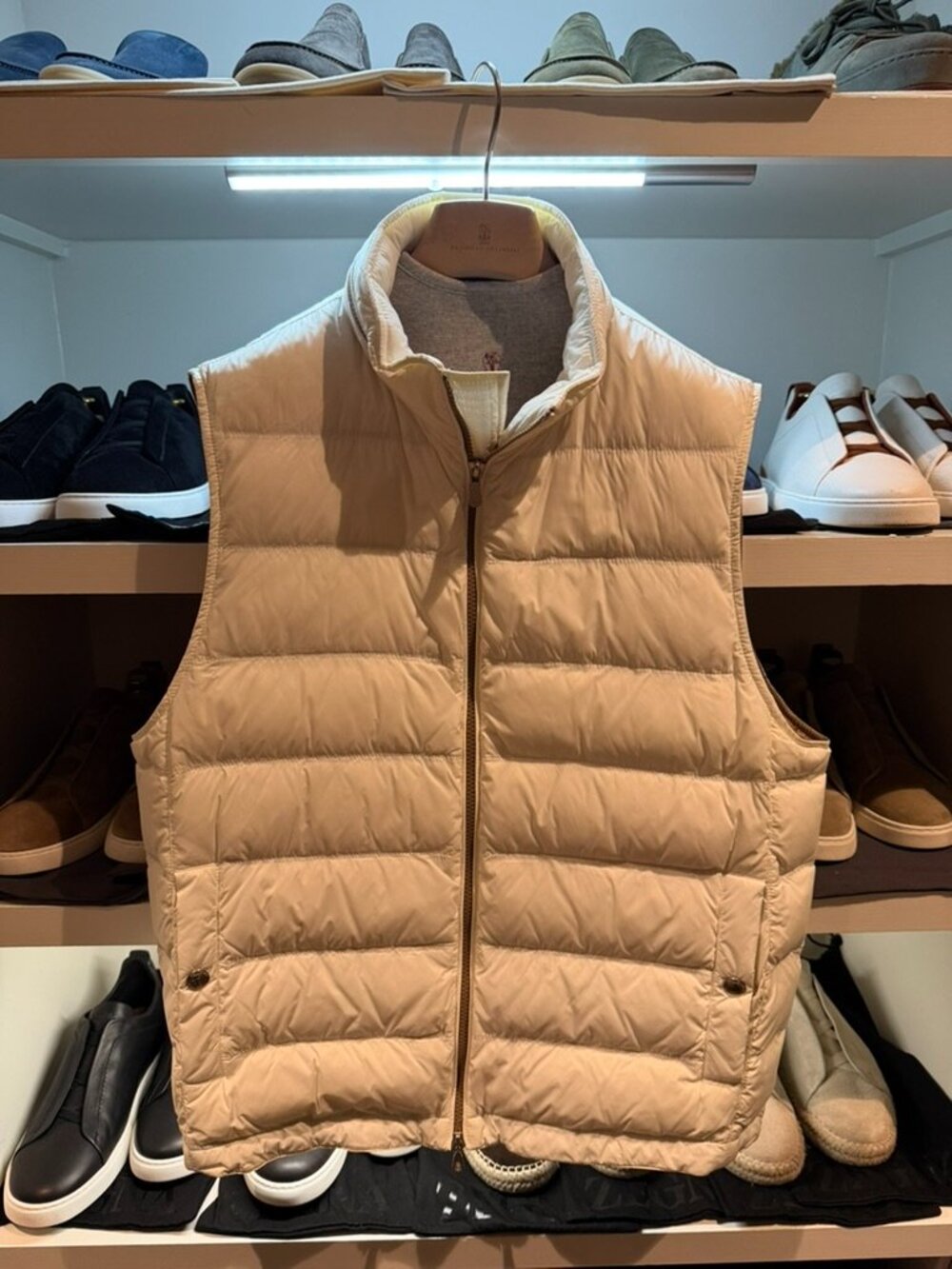 Brunello Cucinelli Nylon Down vest with packable hood in white and Men’s Medium